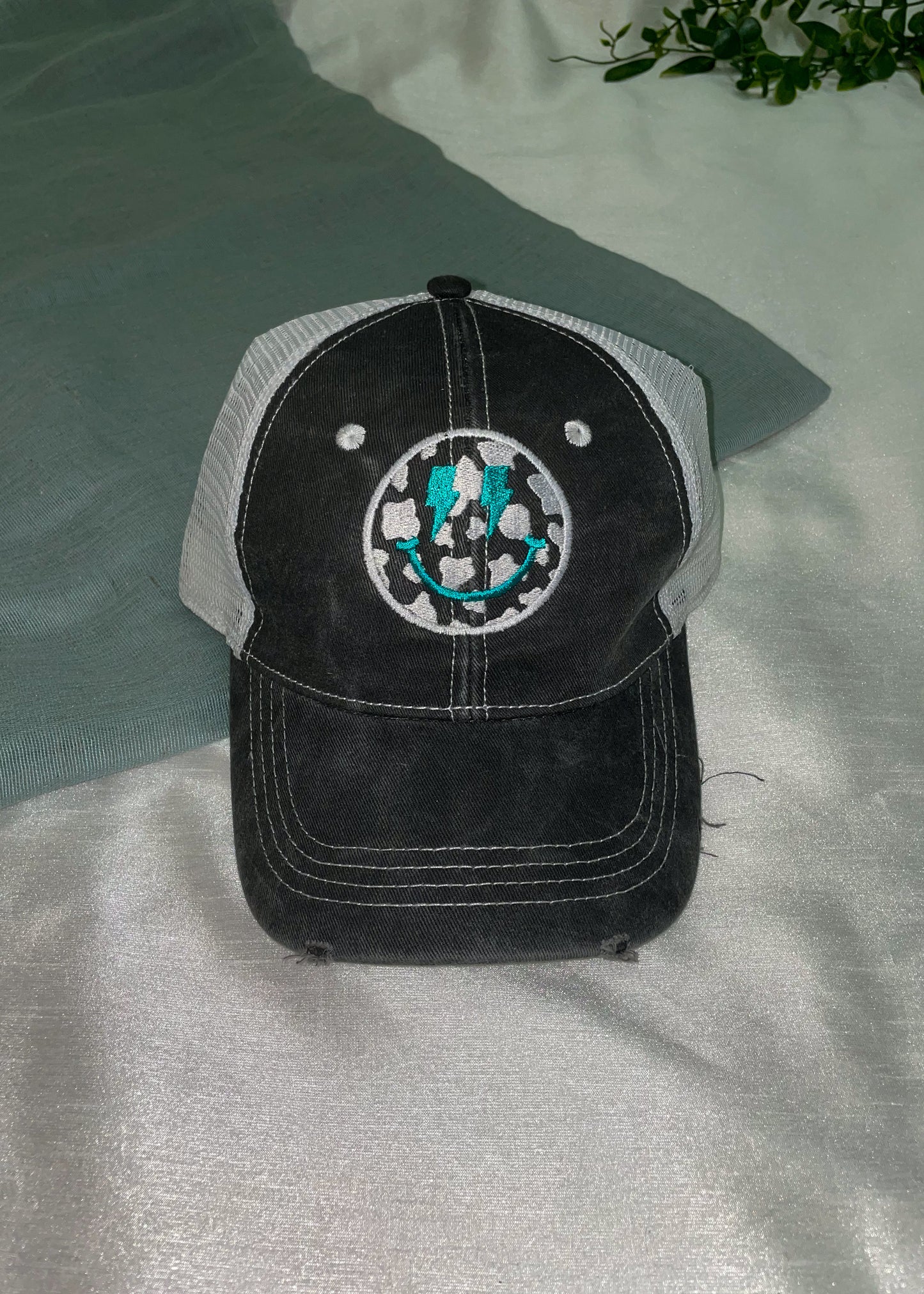 Punch Smiley Face Hat - Teal