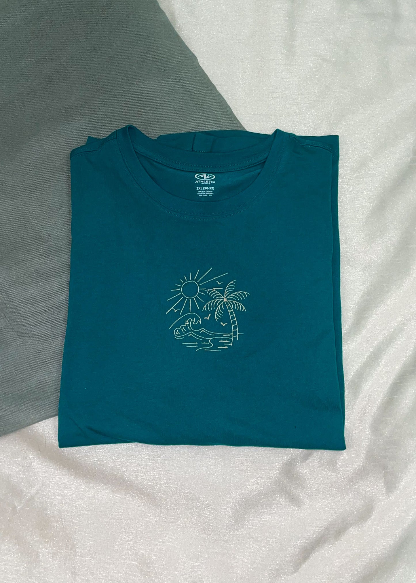 Beachy Tee - Teal/Tan
