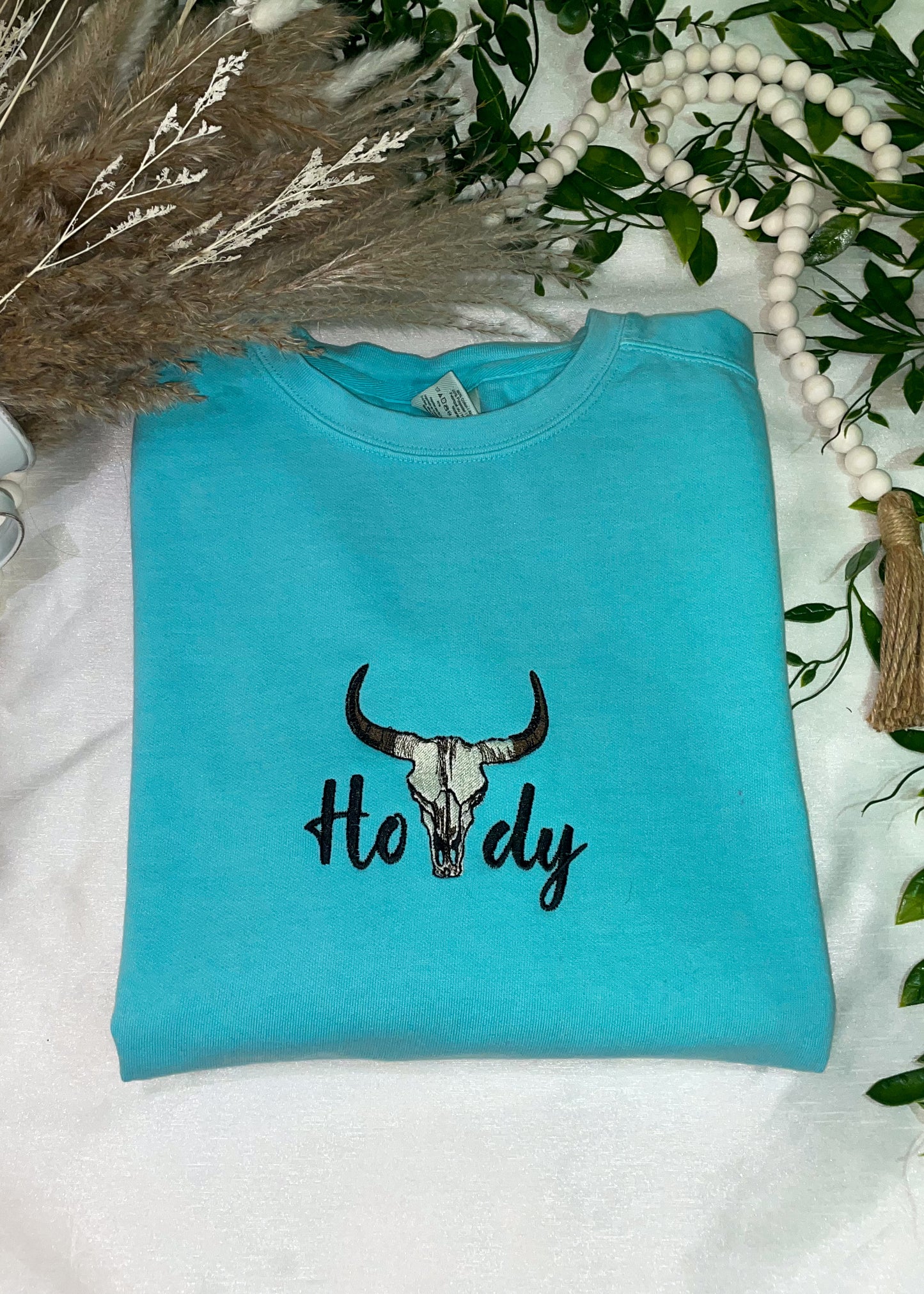Howdy Bull Crewneck - Seafoam Comfort Colors